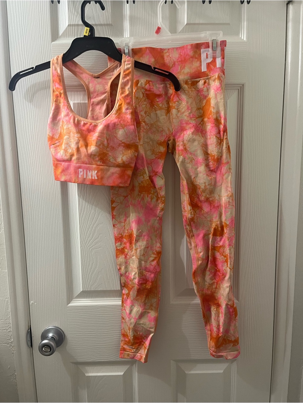 PINK Victoria's Secret Pink & Orange Tie-Dye Leggings Set - Picture 1 of 1